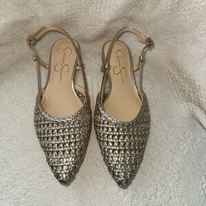 NWOT Jessica Simpson Women’s Woven Slingback Flats, Metallic Gold, Size 6.5 (37)